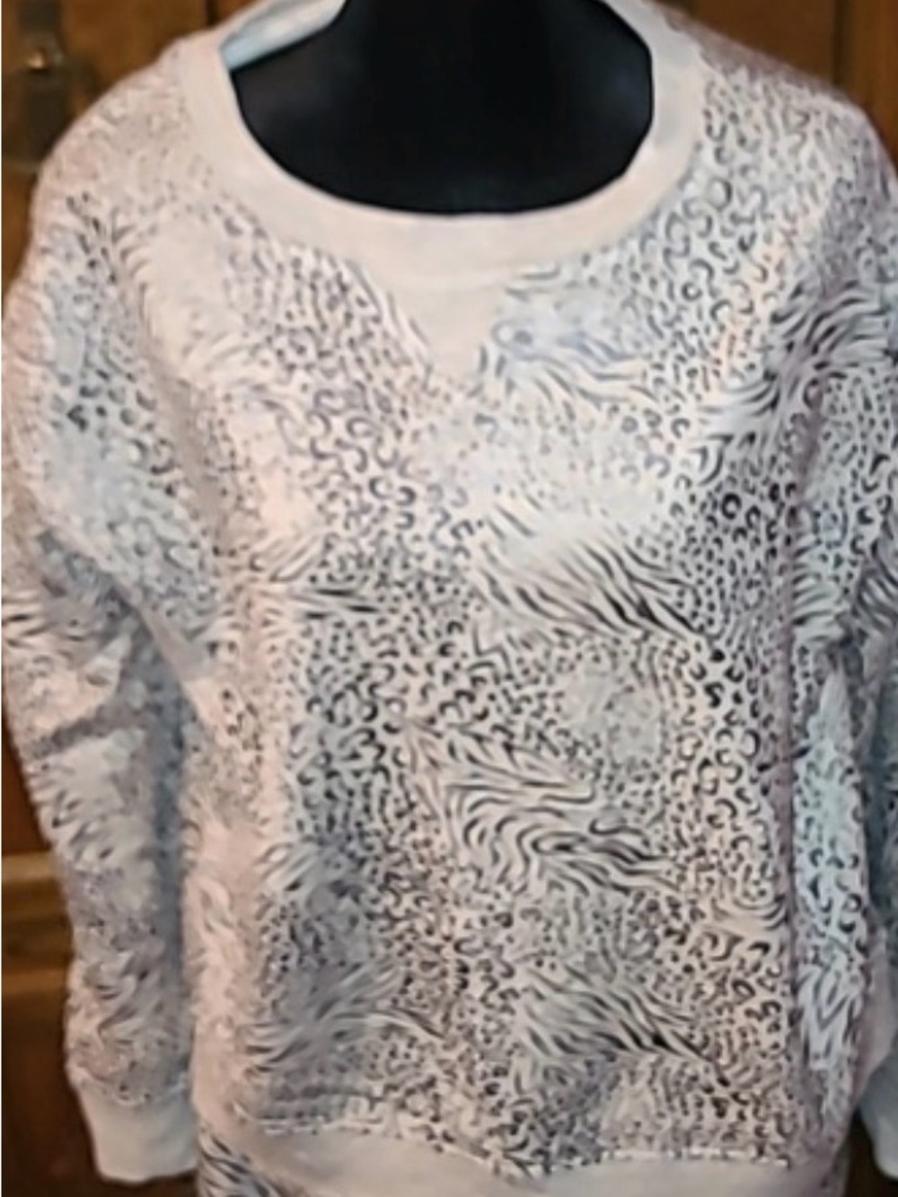 Jane and Delancey Light Silver Animal-Print Crewneck Sweatshirt